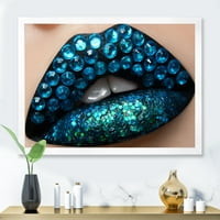 DesignArt „Womanените усни со модерно врамен уметнички принт на црни кармин сини дијаманти“
